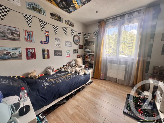 Maison &agrave; vendre - 5 pi&egrave;ces - 120 m2 - Cours Les Barres - 18 - CENTRE