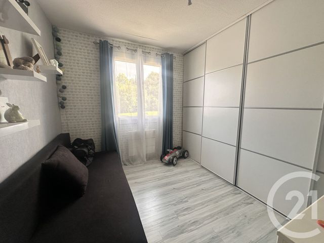 Maison &agrave; vendre - 5 pi&egrave;ces - 120 m2 - Cours Les Barres - 18 - CENTRE