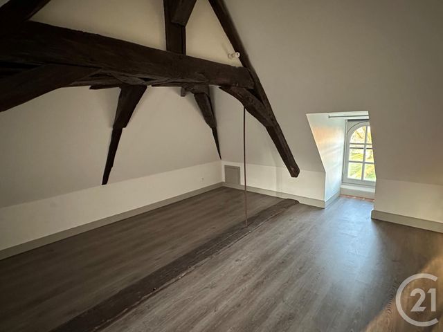 Appartement T2 &agrave; louer - 2 pi&egrave;ces - 44,50 m2 - Guerigny - 58 - BOURGOGNE