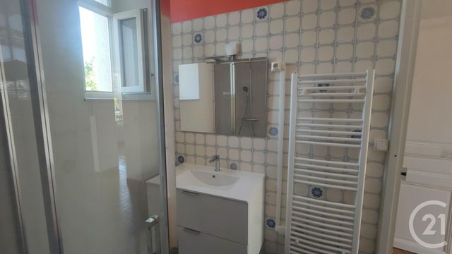 Maison &agrave; louer - 3 pi&egrave;ces - 90,82 m2 - Varennes Vauzelles - 58 - BOURGOGNE