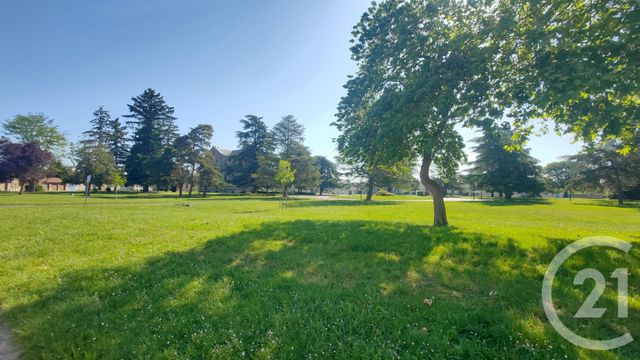 Maison &agrave; louer - 3 pi&egrave;ces - 90,82 m2 - Varennes Vauzelles - 58 - BOURGOGNE