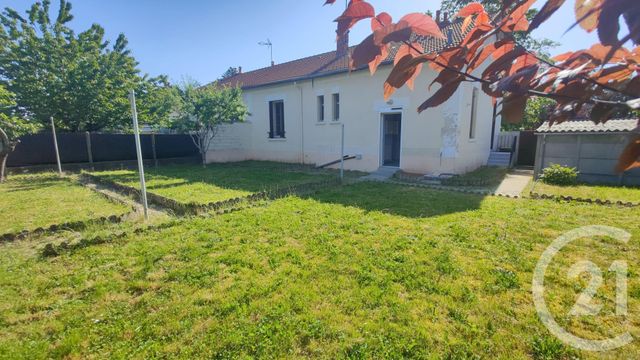 Maison &agrave; louer - 3 pi&egrave;ces - 90,82 m2 - Varennes Vauzelles - 58 - BOURGOGNE