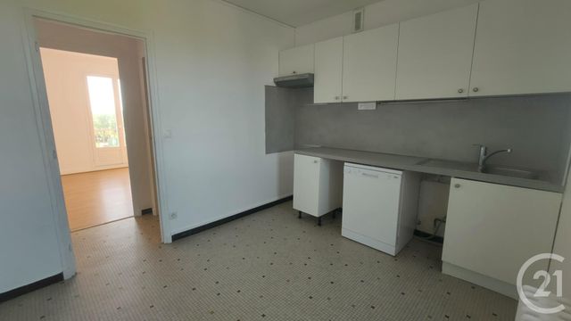 Appartement F4 &agrave; louer - 4 pi&egrave;ces - 73,44 m2 - Decize - 58 - BOURGOGNE