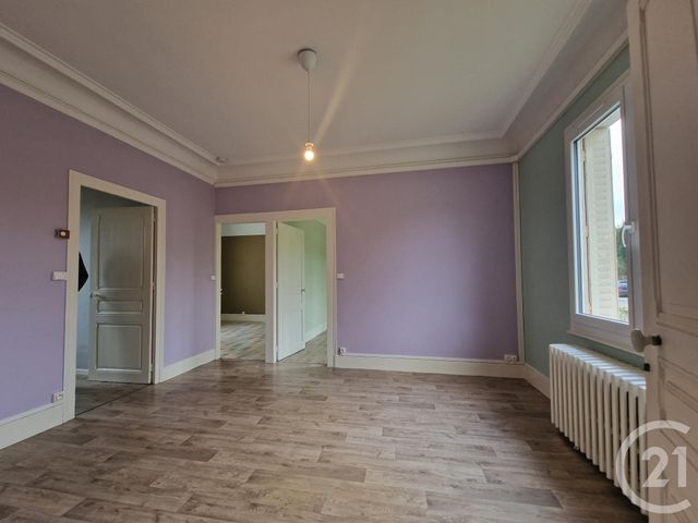 Maison &agrave; louer - 3 pi&egrave;ces - 48,57 m2 - St Pierre Le Moutier - 58 - BOURGOGNE