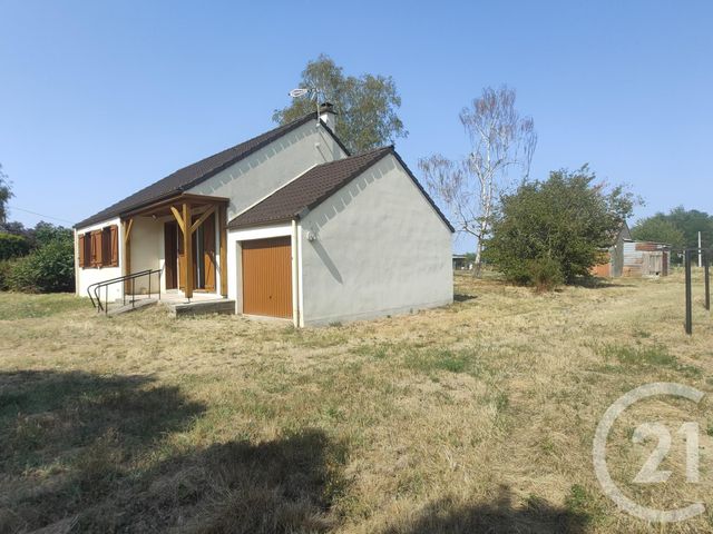 Maison &agrave; louer - 4 pi&egrave;ces - 76,30 m2 - Sancoins - 18 - CENTRE