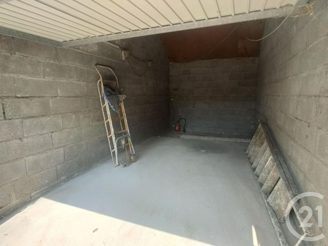 Maison &agrave; louer - 4 pi&egrave;ces - 76,30 m2 - Sancoins - 18 - CENTRE