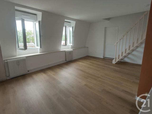Appartement &agrave; louer - 3 pi&egrave;ces - 60,23 m2 - Nevers - 58 - BOURGOGNE
