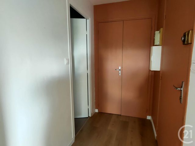 Appartement &agrave; louer - 3 pi&egrave;ces - 60,23 m2 - Nevers - 58 - BOURGOGNE