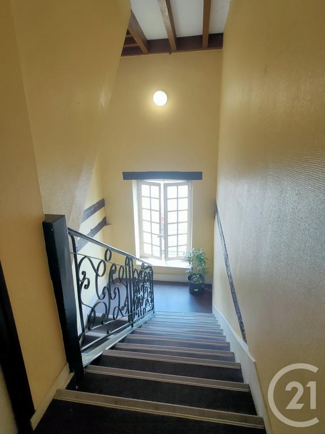 Appartement &agrave; louer - 3 pi&egrave;ces - 60,23 m2 - Nevers - 58 - BOURGOGNE