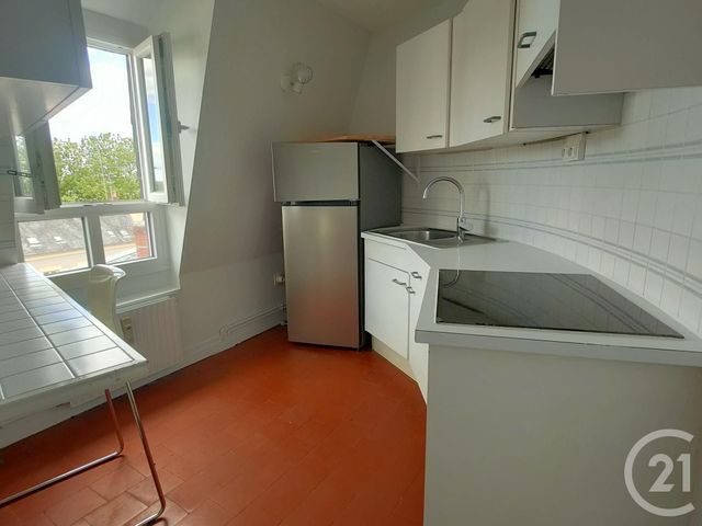 Appartement &agrave; louer - 3 pi&egrave;ces - 60,23 m2 - Nevers - 58 - BOURGOGNE