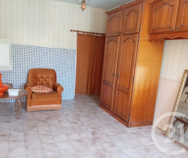 Maison &agrave; vendre - 9 pi&egrave;ces - 233,39 m2 - Torteron - 18 - CENTRE