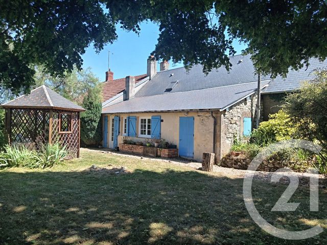 Maison &agrave; vendre - 9 pi&egrave;ces - 233,39 m2 - Torteron - 18 - CENTRE