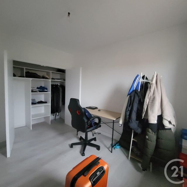 Appartement &agrave; louer - 3 pi&egrave;ces - 63,68 m2 - Decize - 58 - BOURGOGNE