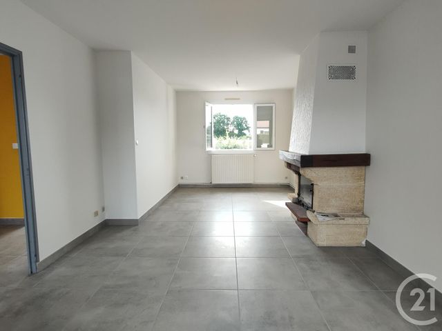 Maison &agrave; louer - 4 pi&egrave;ces - 73,31 m2 - Sauvigny Les Bois - 58 - BOURGOGNE