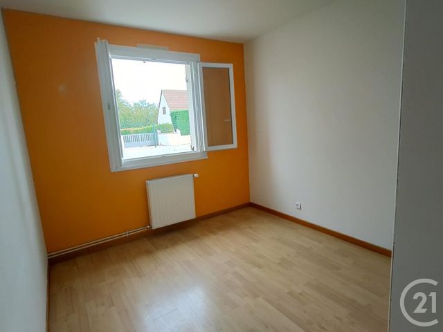 Maison &agrave; louer - 4 pi&egrave;ces - 73,31 m2 - Sauvigny Les Bois - 58 - BOURGOGNE