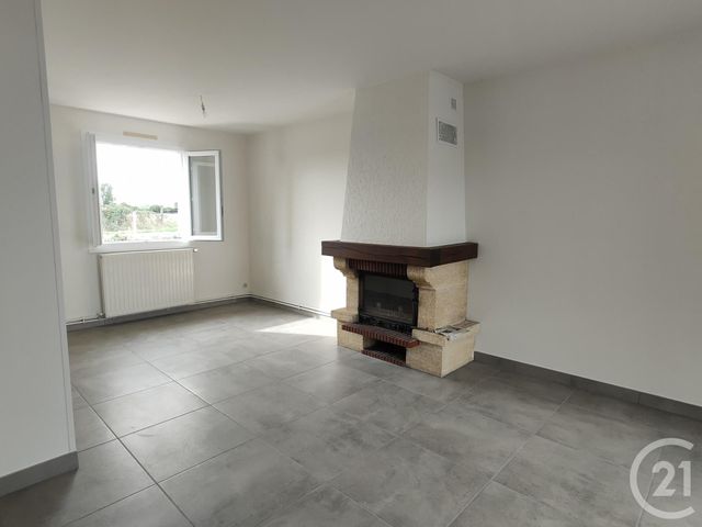Maison &agrave; louer - 4 pi&egrave;ces - 73,31 m2 - Sauvigny Les Bois - 58 - BOURGOGNE