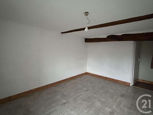 Appartement F4 &agrave; louer - 4 pi&egrave;ces - 85,66 m2 - Luthenay Uxeloup - 58 - BOURGOGNE
