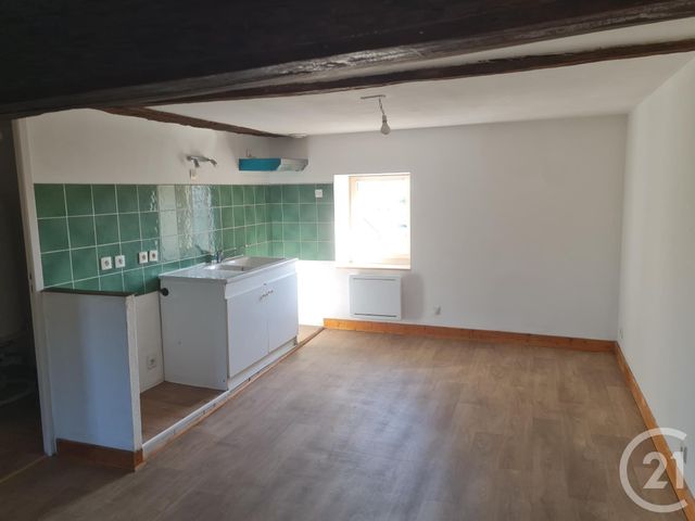Appartement F4 &agrave; louer - 4 pi&egrave;ces - 85,66 m2 - Luthenay Uxeloup - 58 - BOURGOGNE