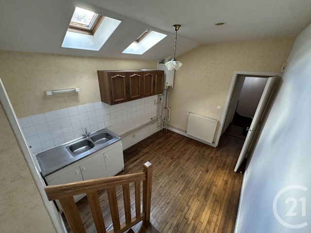 Appartement F2 &agrave; louer - 2 pi&egrave;ces - 41,45 m2 - St Pierre Le Moutier - 58 - BOURGOGNE