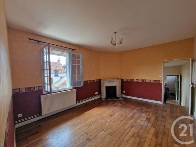 Appartement F2 &agrave; louer - 2 pi&egrave;ces - 41,45 m2 - St Pierre Le Moutier - 58 - BOURGOGNE