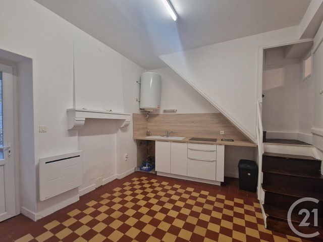 Maison &agrave; louer - 4 pi&egrave;ces - 96,86 m2 - St Parize Le Chatel - 58 - BOURGOGNE