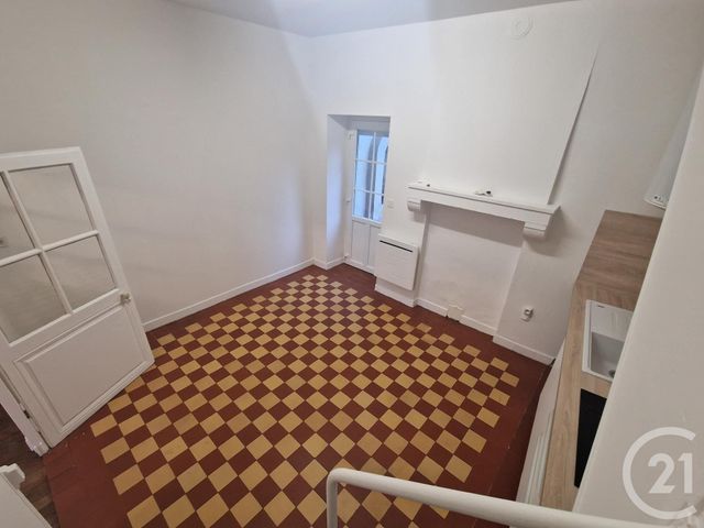 Maison &agrave; louer - 4 pi&egrave;ces - 96,86 m2 - St Parize Le Chatel - 58 - BOURGOGNE