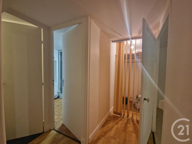 Maison &agrave; louer - 4 pi&egrave;ces - 96,86 m2 - St Parize Le Chatel - 58 - BOURGOGNE