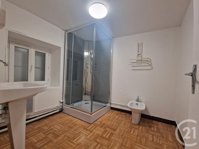 Maison &agrave; louer - 4 pi&egrave;ces - 96,86 m2 - St Parize Le Chatel - 58 - BOURGOGNE