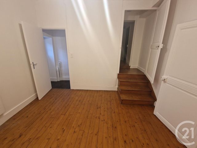 Maison &agrave; louer - 4 pi&egrave;ces - 96,86 m2 - St Parize Le Chatel - 58 - BOURGOGNE