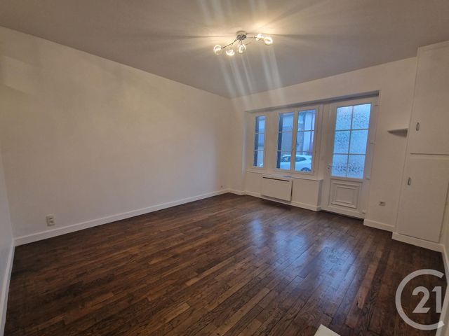Maison &agrave; louer - 4 pi&egrave;ces - 96,86 m2 - St Parize Le Chatel - 58 - BOURGOGNE