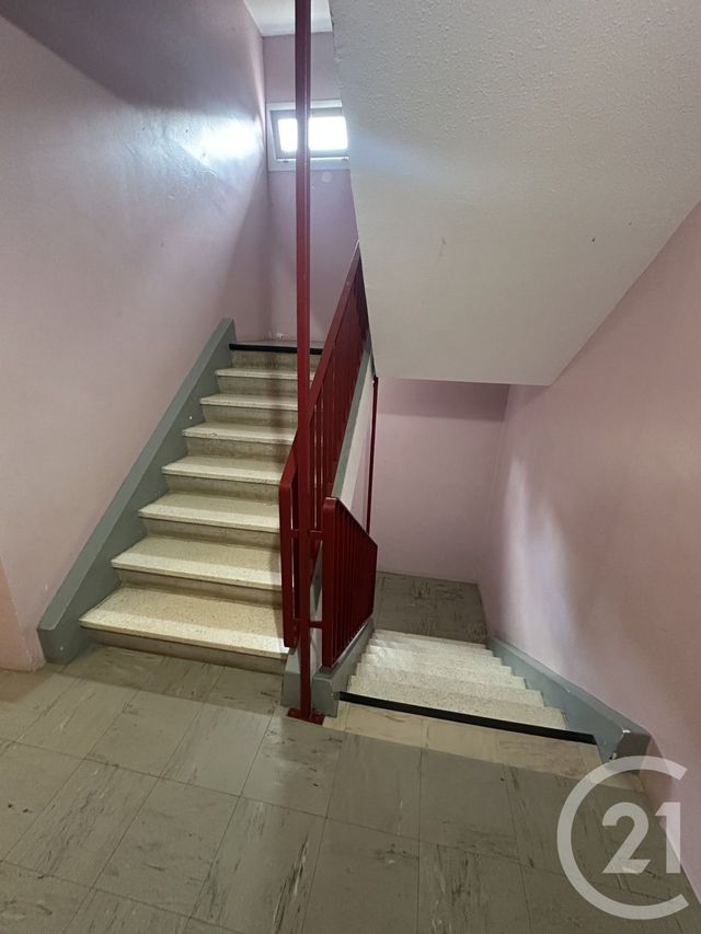 Appartement F3 &agrave; louer - 3 pi&egrave;ces - 73,27 m2 - Cercy La Tour - 58 - BOURGOGNE
