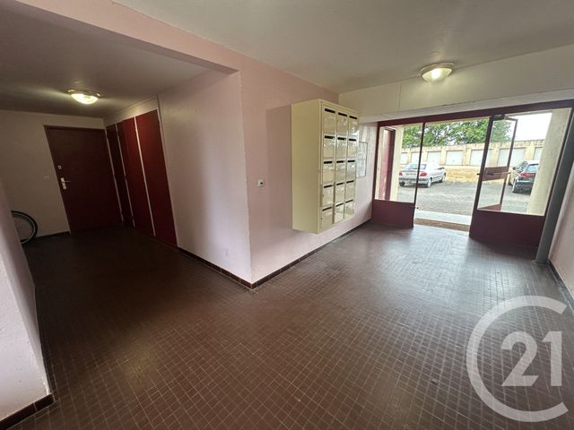 Appartement F3 &agrave; louer - 3 pi&egrave;ces - 73,27 m2 - Cercy La Tour - 58 - BOURGOGNE
