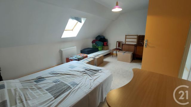 Maison &agrave; louer - 4 pi&egrave;ces - 93,85 m2 - Sancoins - 18 - CENTRE