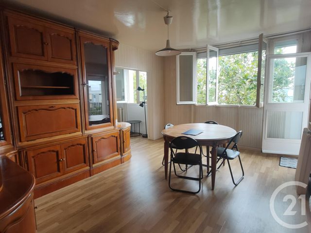 Appartement &agrave; louer - 3 pi&egrave;ces - 72 m2 - Nevers - 58 - BOURGOGNE