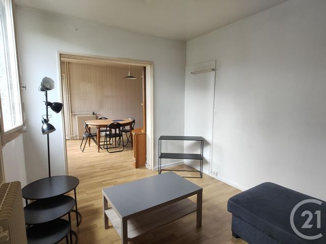 Appartement &agrave; louer - 3 pi&egrave;ces - 72 m2 - Nevers - 58 - BOURGOGNE