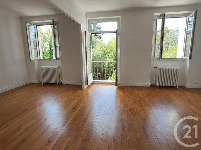 Appartement F4 &agrave; louer - 4 pi&egrave;ces - 101,64 m2 - Varennes Vauzelles - 58 - BOURGOGNE