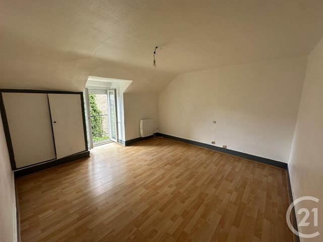 Maison &agrave; louer - 5 pi&egrave;ces - 99,58 m2 - Le Veurdre - 03 - AUVERGNE