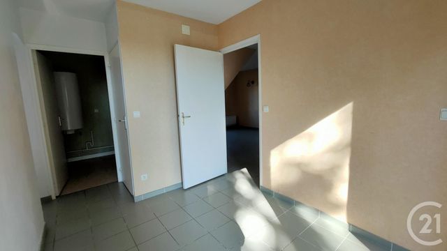 Appartement &agrave; louer - 3 pi&egrave;ces - 64,63 m2 - Fleury Sur Loire - 58 - BOURGOGNE