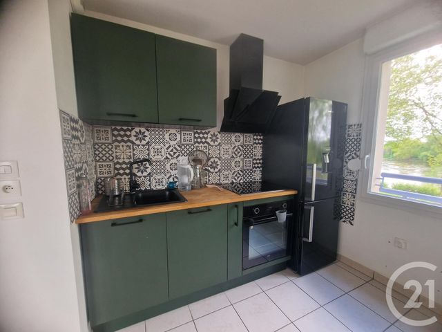 Appartement F3 &agrave; louer - 3 pi&egrave;ces - 60,35 m2 - Fourchambault - 58 - BOURGOGNE