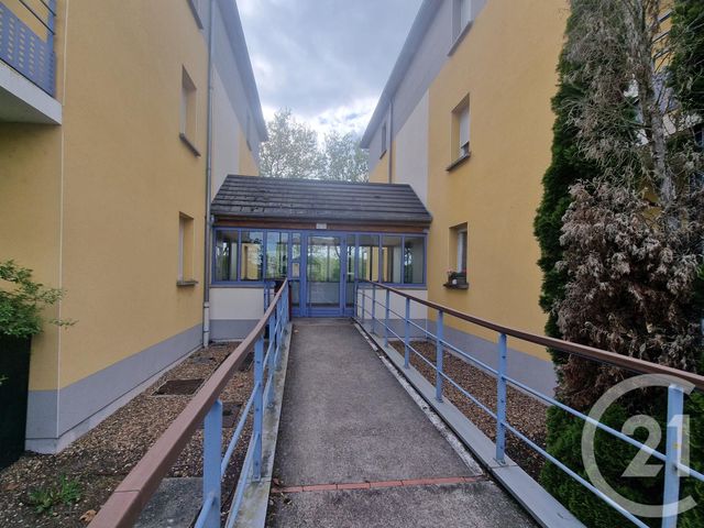 Appartement F3 &agrave; louer - 3 pi&egrave;ces - 60,35 m2 - Fourchambault - 58 - BOURGOGNE