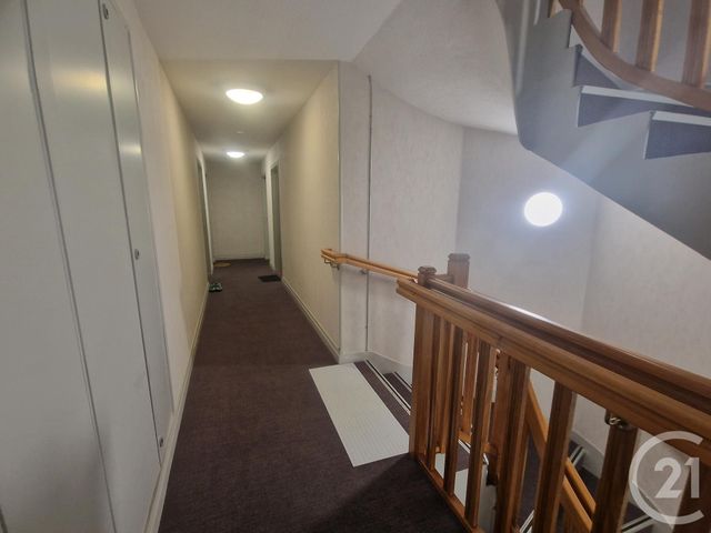 Appartement F3 &agrave; louer - 3 pi&egrave;ces - 60,35 m2 - Fourchambault - 58 - BOURGOGNE