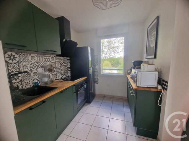 Appartement F3 &agrave; louer - 3 pi&egrave;ces - 60,35 m2 - Fourchambault - 58 - BOURGOGNE