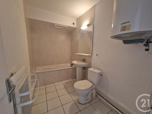 Appartement F2 &agrave; louer - 2 pi&egrave;ces - 34,80 m2 - Guerigny - 58 - BOURGOGNE