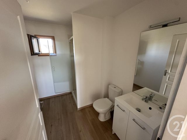 Maison &agrave; louer - 5 pi&egrave;ces - 108,12 m2 - Varennes Les Narcy - 58 - BOURGOGNE