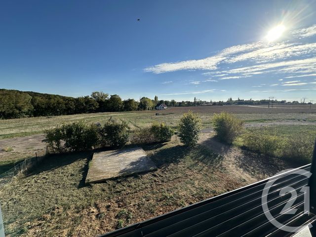 Maison &agrave; louer - 5 pi&egrave;ces - 108,12 m2 - Varennes Les Narcy - 58 - BOURGOGNE