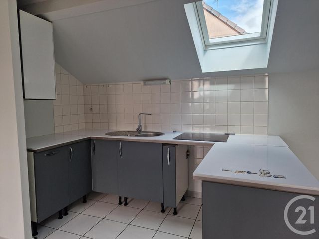 Appartement F4 &agrave; louer - 4 pi&egrave;ces - 67,56 m2 - Varennes Vauzelles - 58 - BOURGOGNE