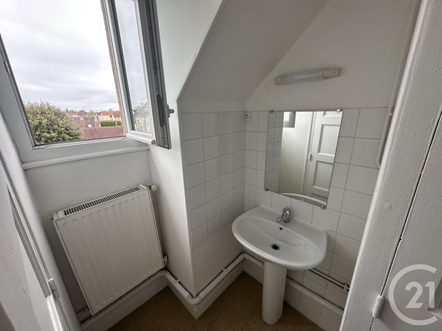 Appartement F3 &agrave; louer - 3 pi&egrave;ces - 56,11 m2 - Nevers - 58 - BOURGOGNE