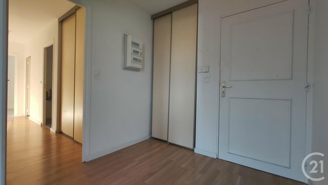 Appartement F4 &agrave; louer - 4 pi&egrave;ces - 85,31 m2 - Chantenay St Imbert - 58 - BOURGOGNE