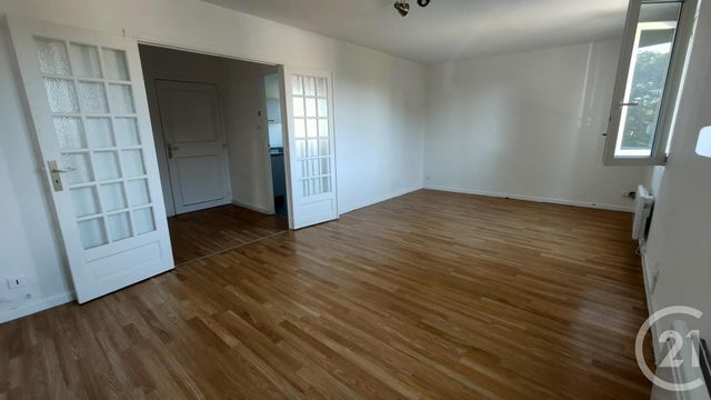Appartement F4 &agrave; louer - 4 pi&egrave;ces - 85,31 m2 - Chantenay St Imbert - 58 - BOURGOGNE