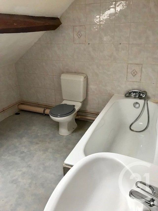 Afficher la photo en grand Maison à vendre - 5 pièces - 88,17 m2 - Sancoins - 18 - CENTRE